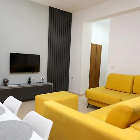 Berat Central Apartment Exterior photo